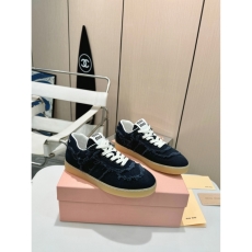 Miu Miu Casual Shoes